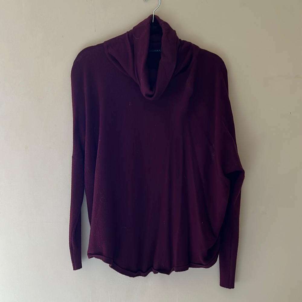 Maroon sweater